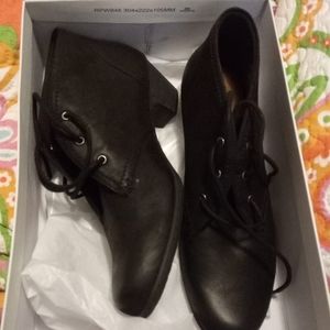 New in the box Rockport shoes